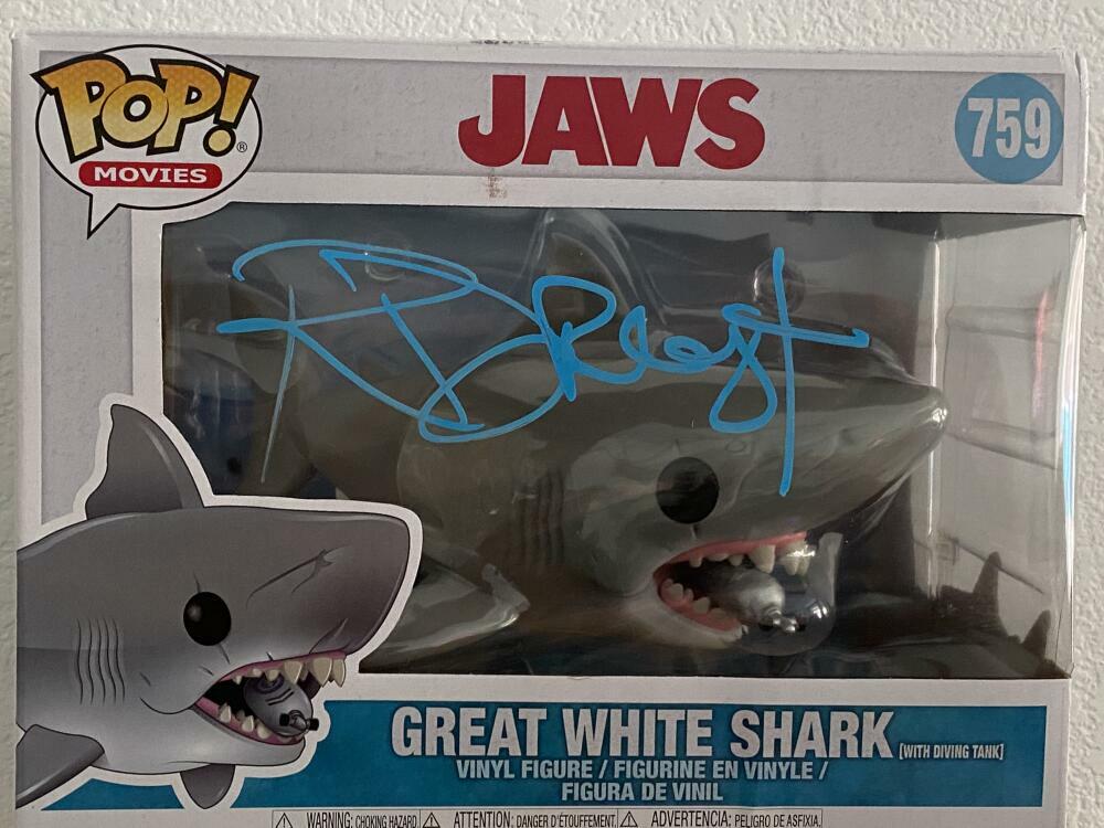 RICHARD DREYFUSS JAWS SHARK TANK SIGNED 759 FUNKO FIGURE AUTOGRAPH PROOF BECKETT Collectible Memorabilia