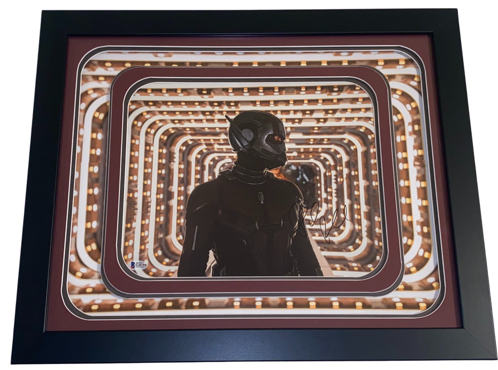 PAULL RUDD ANT-MAN SIGNED 11X14 FRAMED PHOTO AVENGERS MARVEL BECKETT COA Collectible Memorabilia