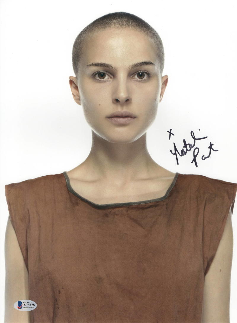 NATALIE PORTMAN SIGNED 11X14 PHOTO V FOR VENDETTA AUTOGRAPH BECKETT LOA Collectible Memorabilia
