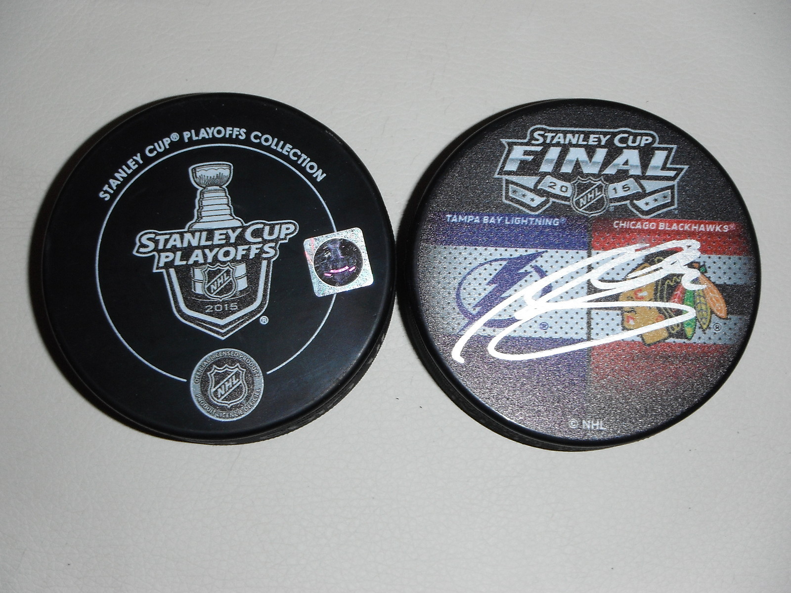 TAMPA BAY LIGHTNING ANDREJ SUSTR SIGNED 2015 STANLEY CUP PUCK BB Collectible Memorabilia