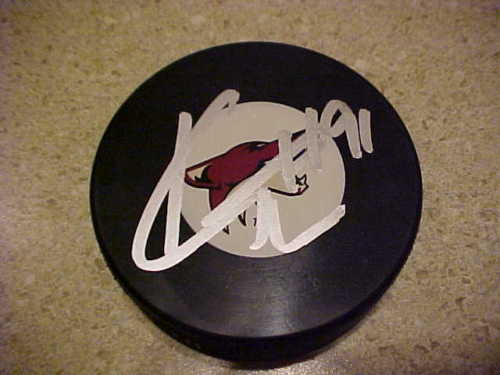 PHOENIX COYOTES KYLE TURRIS SIGNED PUCK Collectible Memorabilia