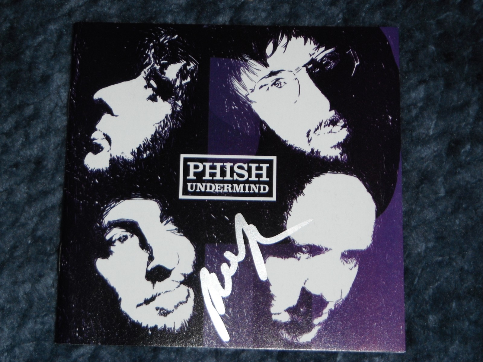 PHISH MIKE GORDON SIGNED UNDERMIND CD COVER WITH CD INCLUDED Collectible Memorabilia