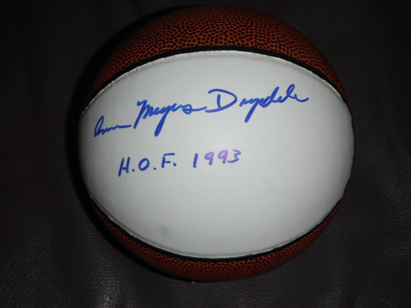 UCLA BRUINS ANN MEYERS SIGNED MINI WHITE LEATHER BALL HOF 93 PHOENIX SUNS Collectible Memorabilia