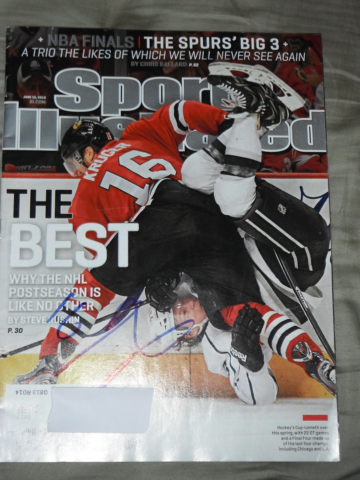 CHICAGO BLACKHAWKS MARCUS KRUEGER SIGNED SPORTS ILLUSTRATED MAGAZINE Collectible Memorabilia