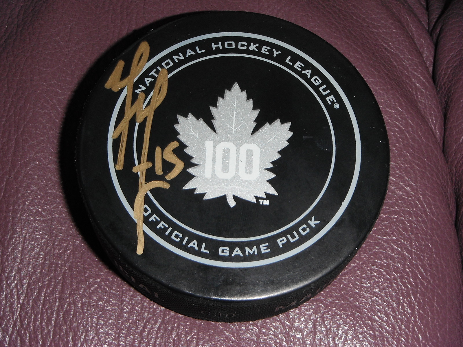 TORONTO MAPLE LEAFS MATT MARTIN SIGNED 100TH ANNIVERSARY GAME PUCK Collectible Memorabilia