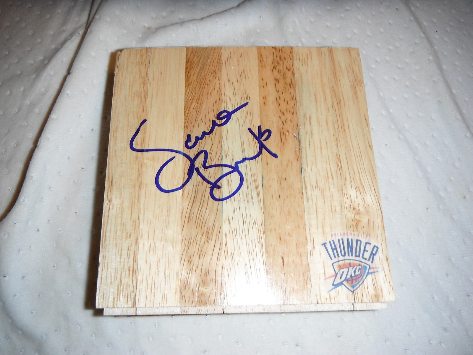 OKLAHOMA CITY THUNDER SCOTT BROOKS SIGNED PARQUE FLOOR TILE Collectible Memorabilia