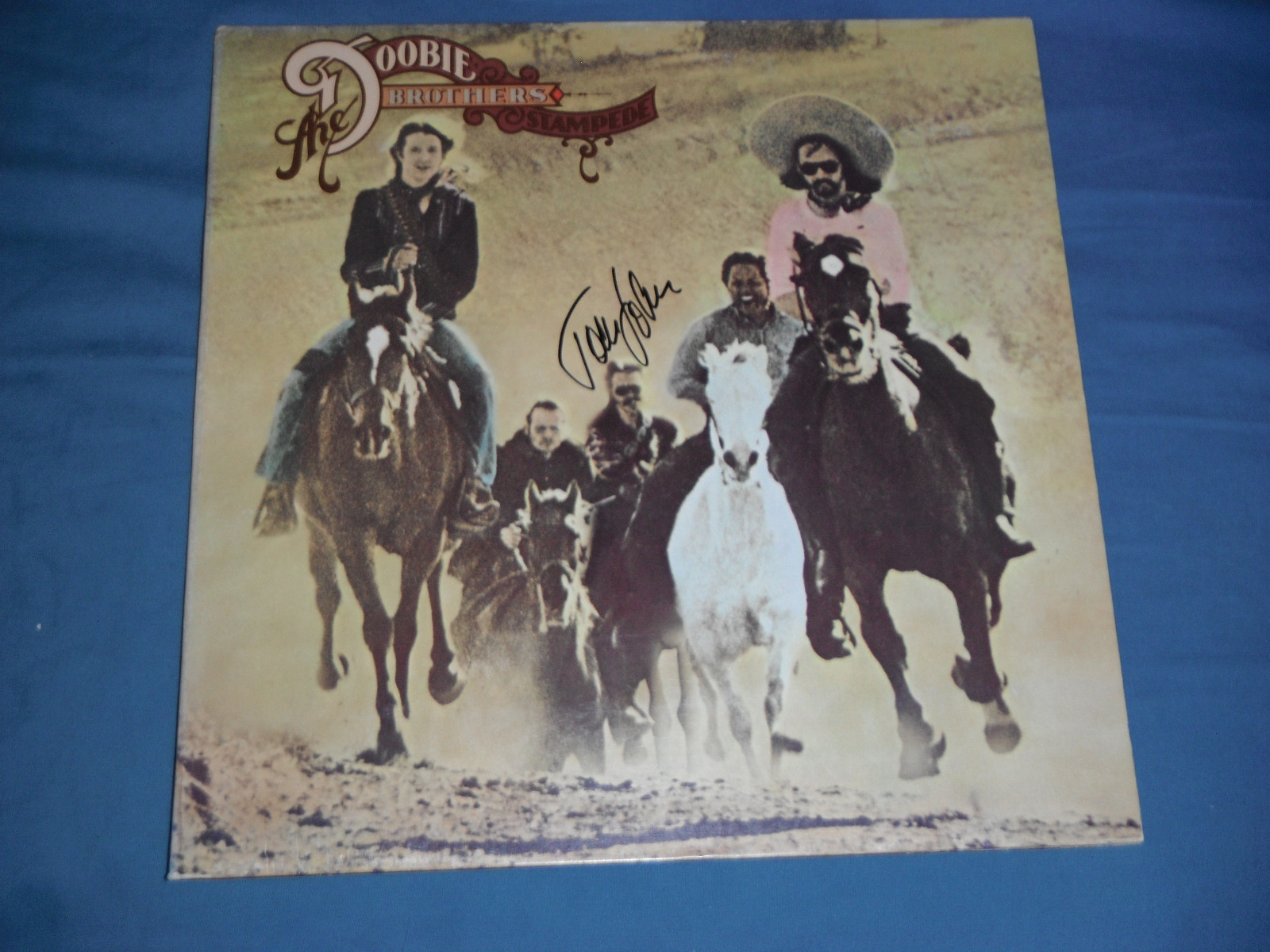THE DOOBIE BROTHERS STAMPEDE TOM JOHNSTON SIGNED VINYL ALBUM Collectible Memorabilia