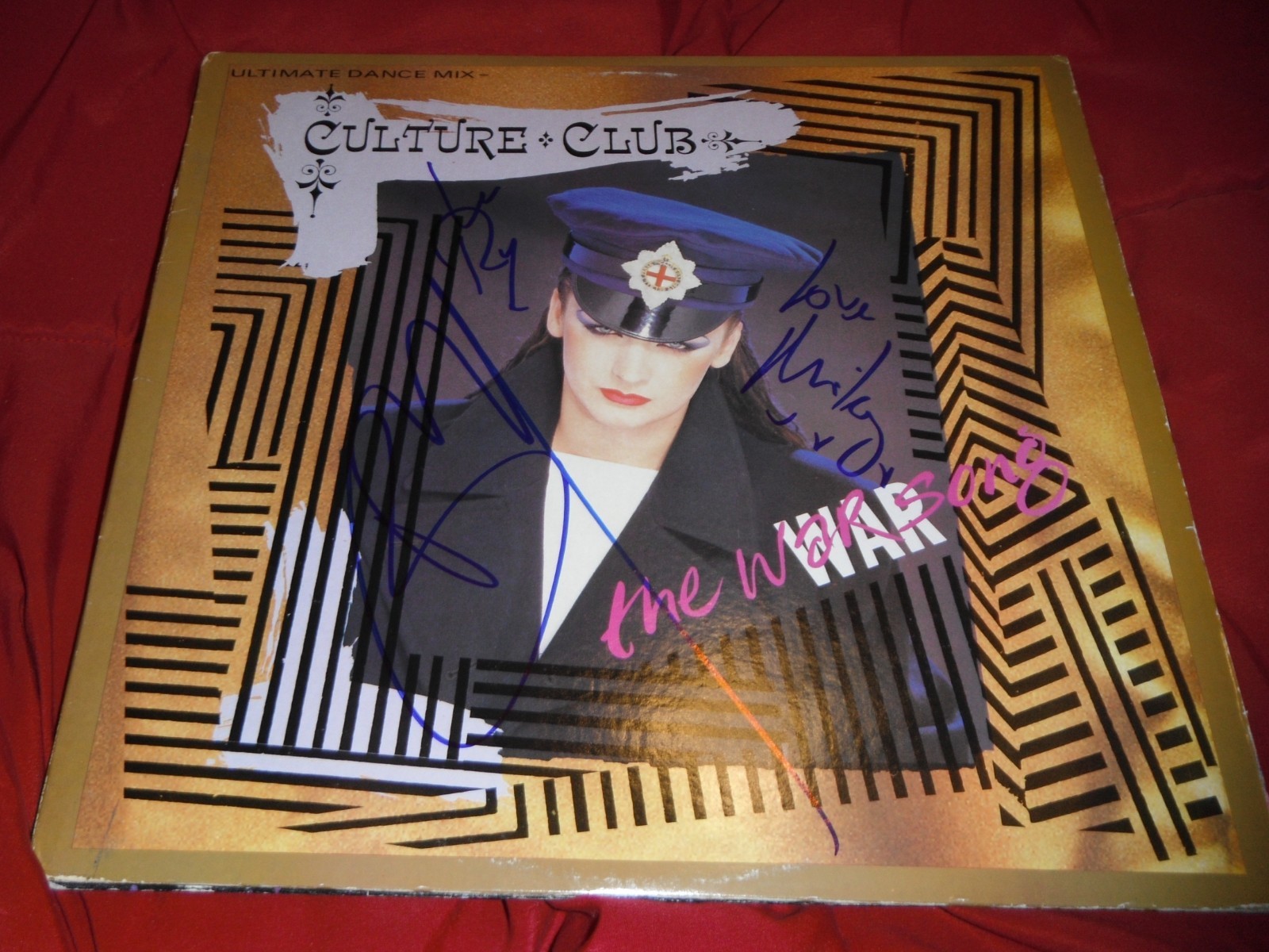 CULTURE CLUB GROUP SIGNED THE WAR SONG VINYL ALBUM BOY GEORGE Collectible Memorabilia