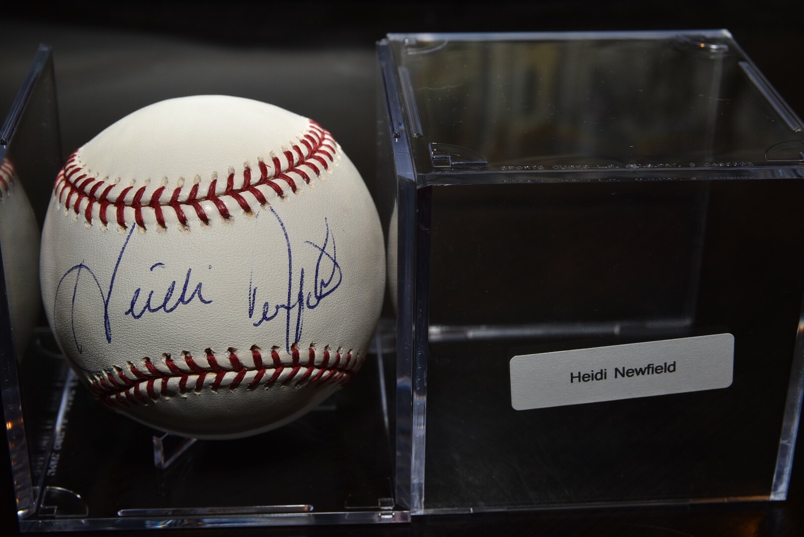 HEIDI NEWFIELD signed autographed RAWLINGS baseball Collectible Memorabilia