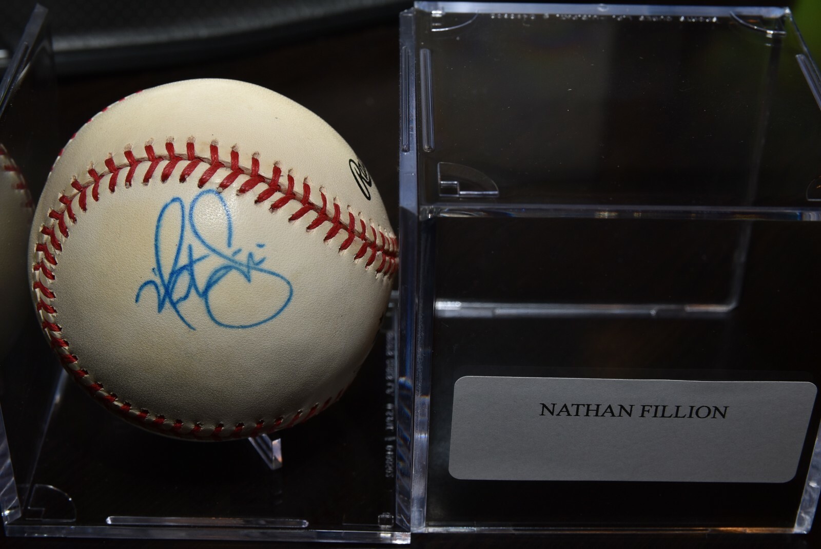 NATHAN FILLION signed autographed RAWLINGS baseball Collectible Memorabilia