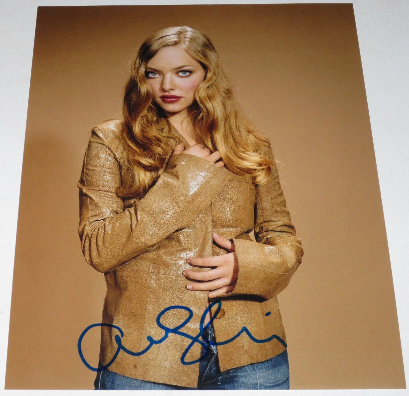 Hot Sexy Amanda Seyfried Signed 8x10 Photo Autograph Proof Coa Free Shipping G Collectible 3861