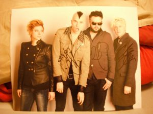 NEON TREES GROUP SIGNED FUNNY FACE 11X14  COLLECTIBLE MEMORABILIA