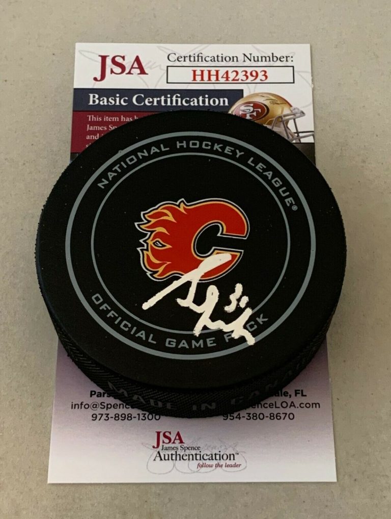 GRANT FUHR SIGNED CALGARY FLAMES OFFICIAL GAME PUCK AUTOGRAPHED HOF JSA  COLLECTIBLE MEMORABILIA