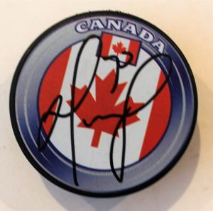 MATT MURRAY SIGNED TEAM CANADA HOCKEY PUCK W/COA PITTSBURGH PENGUINS #7  COLLECTIBLE MEMORABILIA