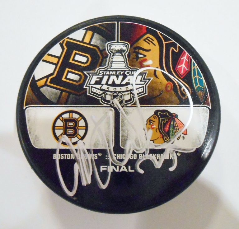 MICHAL ROZSIVAL SIGNED 2013 STANLEY CUP LOGO PUCK W/COA BRUINS BLACKHAWKS #1  COLLECTIBLE MEMORABILIA