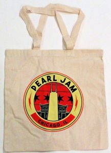 PEARL JAM THE HOME SHOWS CANVAS BAG WORLD TOUR 2018 WRIGLEY FIELD CHICAGO  COLLECTIBLE MEMORABILIA