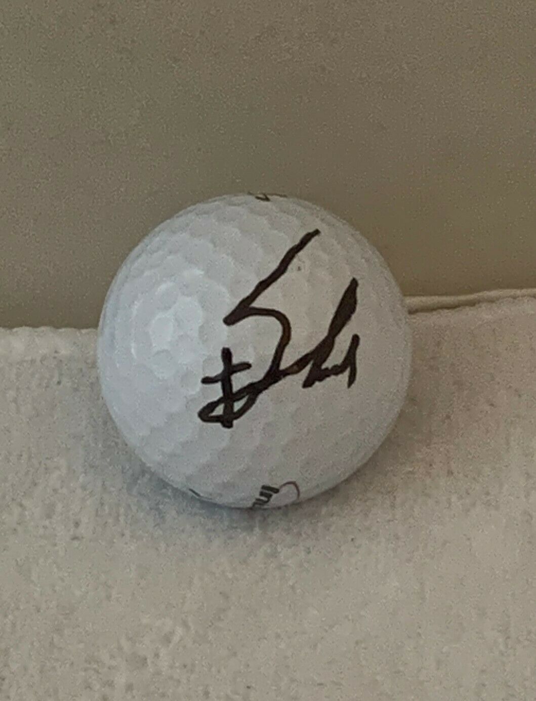 Jiyan Shin LPGA signed Intech Golf Ball autographed Collectible ...