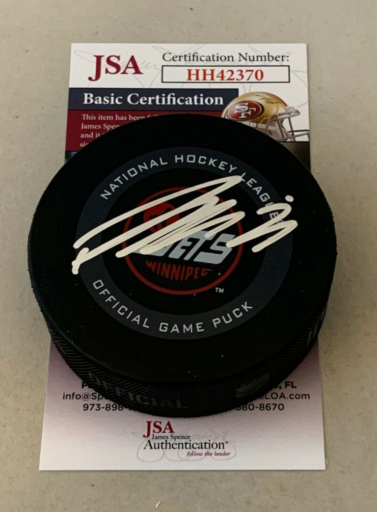 PATRIK LAINE SIGNED WINNIPEG JETS 3RD JERSEY OFFICIAL GAME PUCK AUTOGRAPHED JSA  COLLECTIBLE MEMORABILIA
