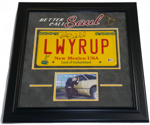 BOB ODENKIRK SIGNED FRAMED LICENSE PLATE BREAKING BAD SAUL AUTOGRAPH BECKETT  COLLECTIBLE MEMORABILIA