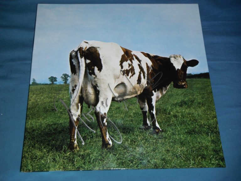 PINK FLOYD ATOM HEART MOTHER ROGER WATERS SIGNED VINYL ALBUM  COLLECTIBLE MEMORABILIA
