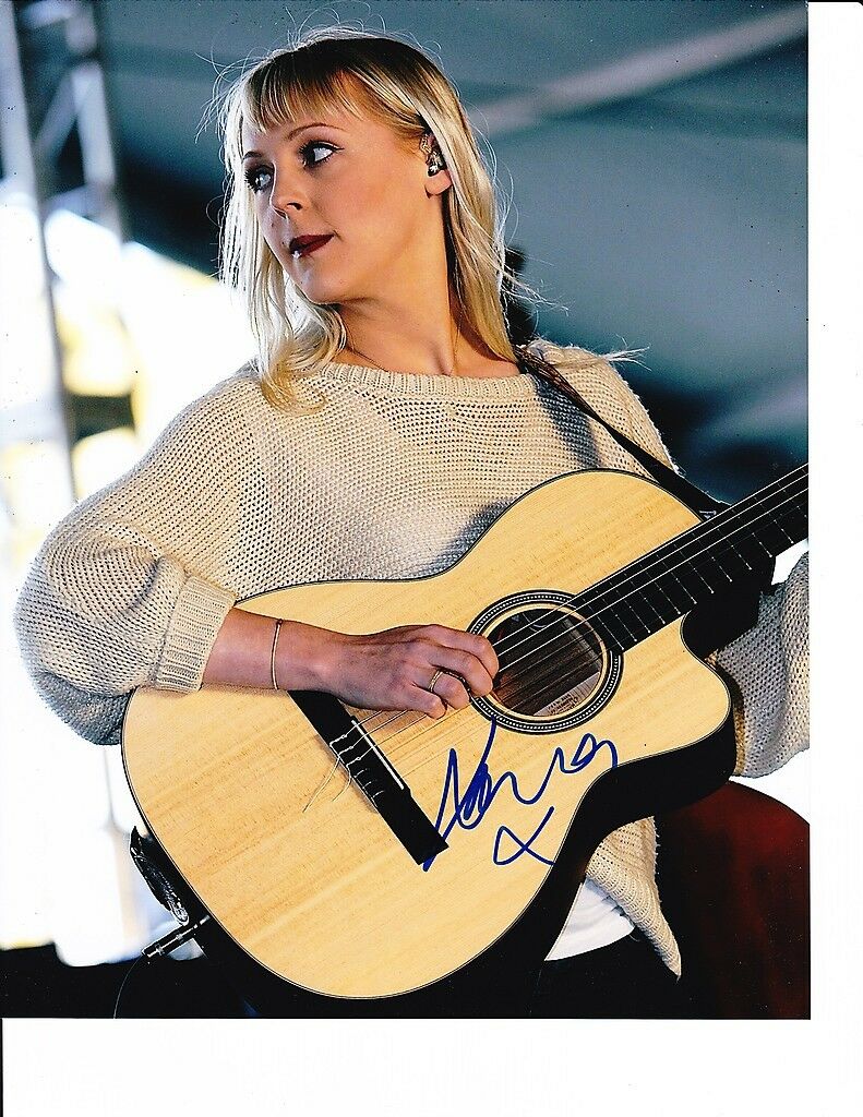 LAURA MARLING SIGNED IN CONCERT 8X10  COLLECTIBLE MEMORABILIA