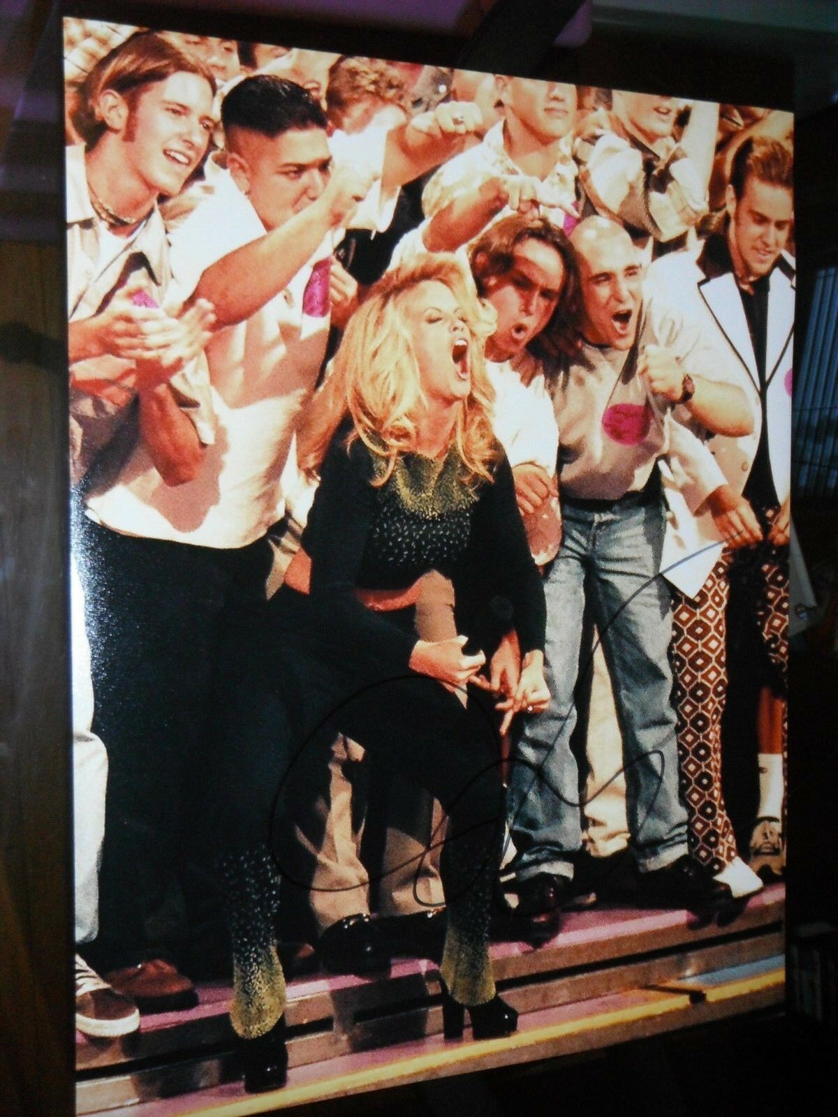 JENNY MCCARTHY SIGNED SINGLED OUT MTV 11X14 Collectible Memorabilia ...