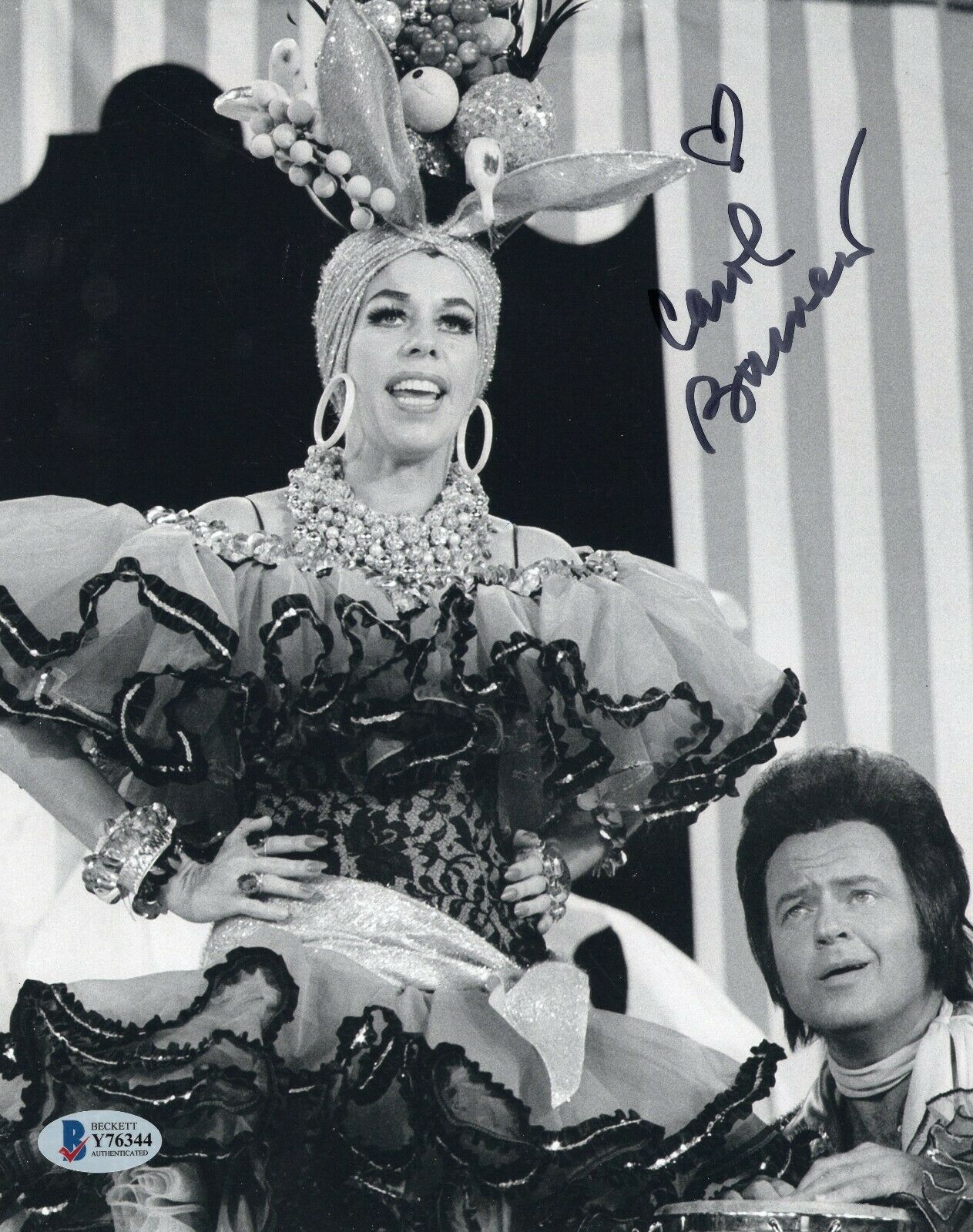 Carol Burnett Annie Carol Burnett Show Signed 8x10 Photo w/Beckett COA ...