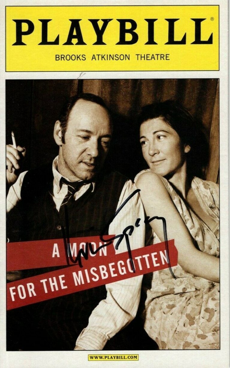 KEVIN SPACEY SIGNED AUTOGRAPHED A MOON FOR THE MISBEGOTTEN PLAYBILL  COLLECTIBLE MEMORABILIA