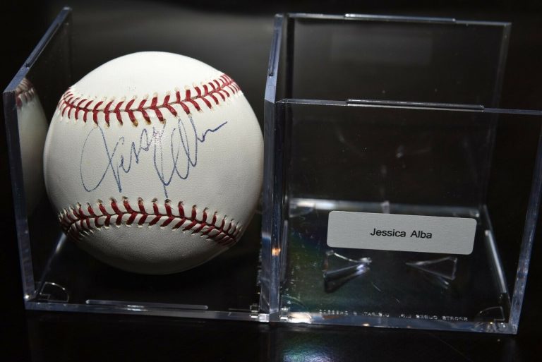 JESSICA ALBA signed autographed RAWLINGS baseball Collectible Memorabilia