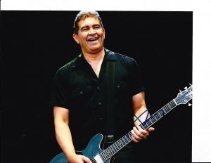 FOO FIGHTERS NIRVANA PAT SMEAR SIGNED BIG SMILE 8X10  COLLECTIBLE MEMORABILIA