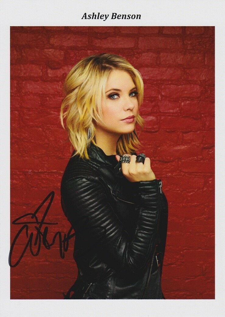 ASHLEY BENSON Signed Photo w/ Hologram COA Collectible Memorabilia ...