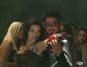 ROBERT DOWNEY JR SIGNED 11X14 PHOTO MARVEL AVENGERS IRONMAN PROOF BECKETT COA C  COLLECTIBLE MEMORABILIA