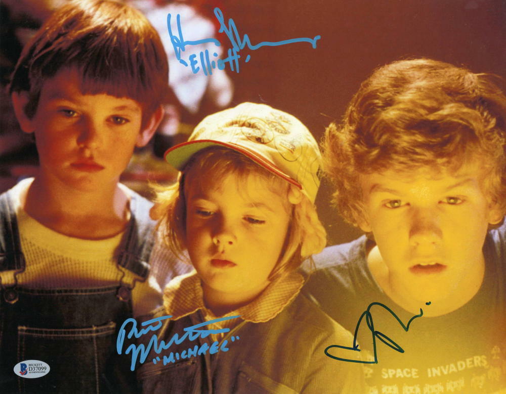 Henry Thomas Drew Barrymore Robert Macnaughton Signed Et 11x14 Photo 