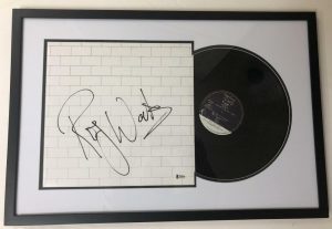 ROGER WATERS SIGNED PINK FLOYD THE WALL ALBUM FRAMED VINYL ALBUM BECKETT  COLLECTIBLE MEMORABILIA