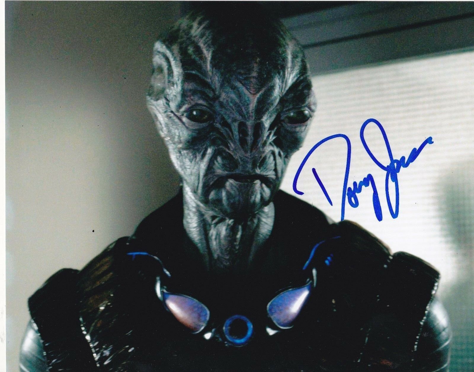 DOUG JONES SIGNED 8X10 PHOTO FALLING SKIES AUTHENTIC AUTOGRAPH TNT COA
