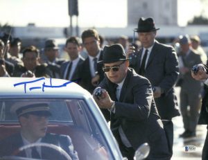 TOM HANKS SIGNED 11X14 PHOTO CATCH ME IF YOU CAN AUTHENTIC AUTOGRAPH BECKETT B  COLLECTIBLE MEMORABILIA