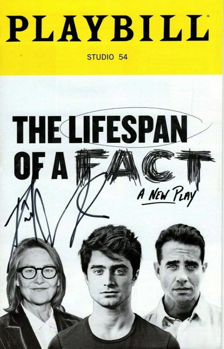 DANIEL RADCLIFFE SIGNED THE LIFESPAN OF A FACT PLAYBILL W/ HOLOGRAM COA  COLLECTIBLE MEMORABILIA