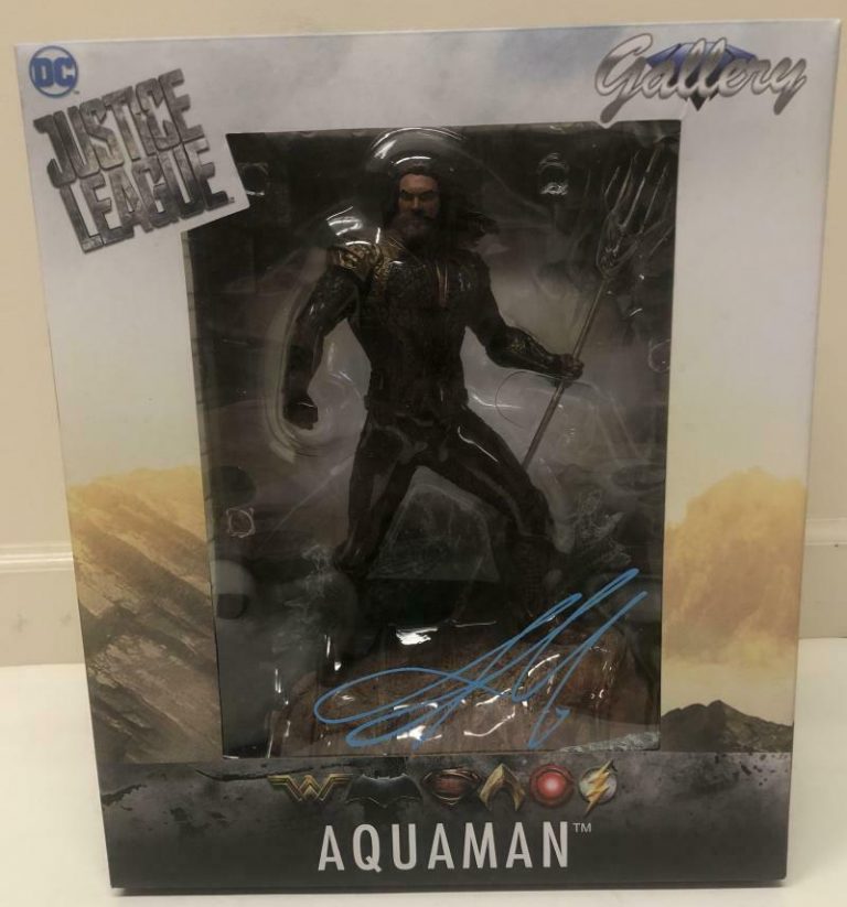 JASON MOMOA SIGNED AQUAMAN DC JUSTICE LEAGUE STATUE 12″ AUTHENTIC AUTOGRAPH BAS  COLLECTIBLE MEMORABILIA
