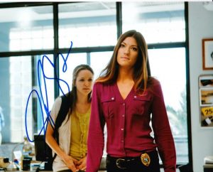 HOT SEXY JENNIFER CARPENTER SIGNED 8X10 PHOTO DEXTER AUTHENTIC AUTOGRAPH COA B  COLLECTIBLE MEMORABILIA