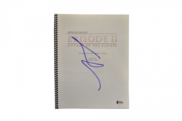 GEORGE LUCAS SIGNED SIGNED STAR WARS EPISODE 2 ATTACK OF THE CLONES SCRIPT BAS A  COLLECTIBLE MEMORABILIA