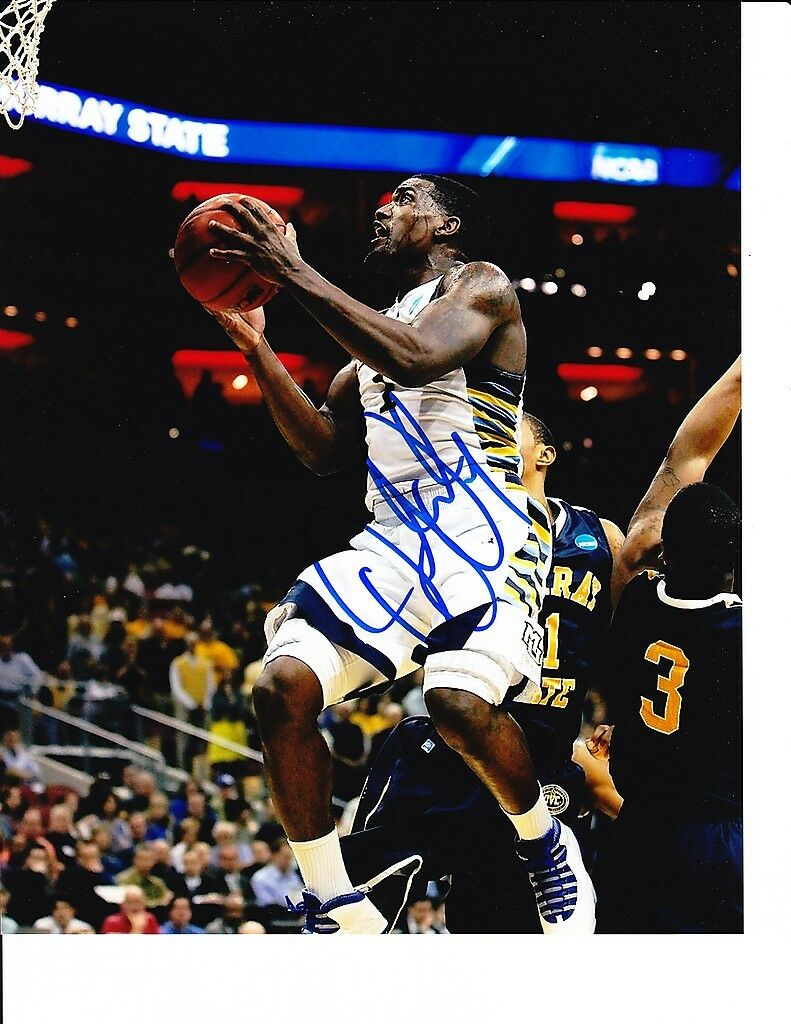 LOS ANGELES LAKERS DARIUS JOHNSON-ODOM SIGNED 8X10 MARQUETTE