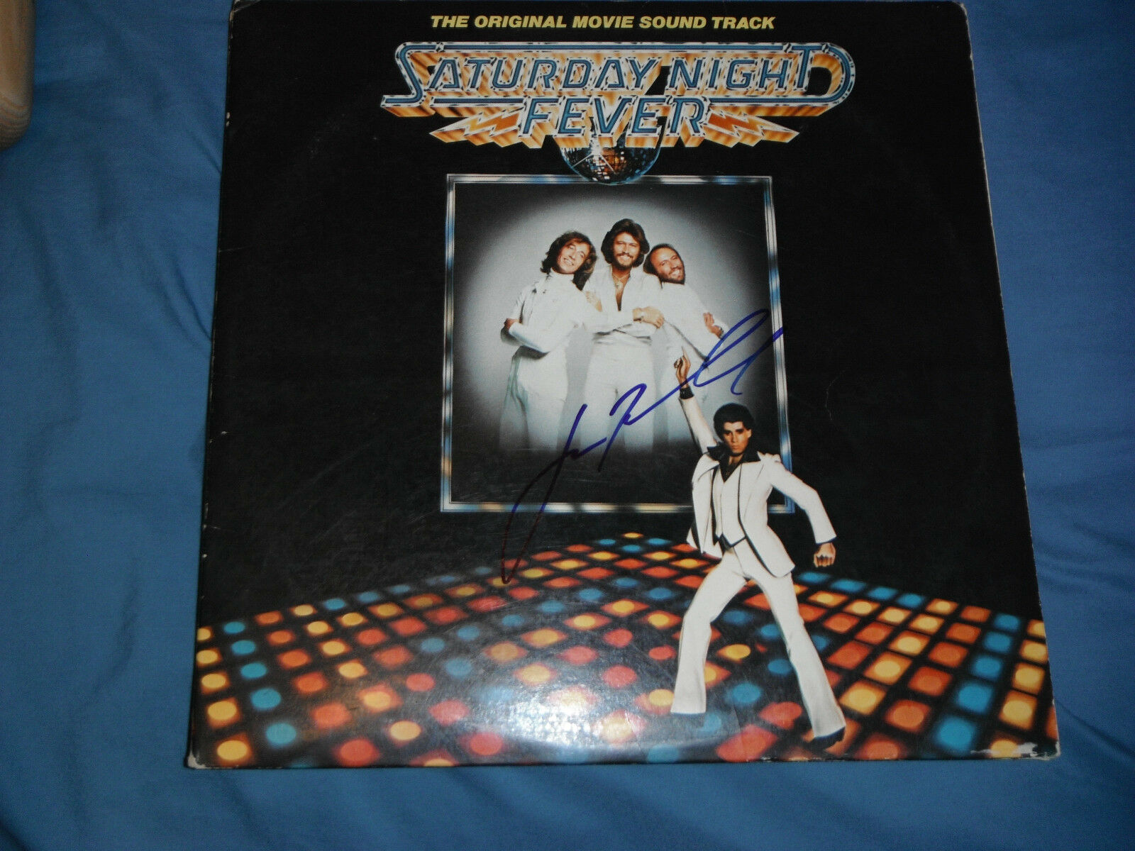 SATURDAY NIGHT FEVER JOHN TRAVOLTA SIGNED VINYL RECORD SOUNDTRACK BEE ...