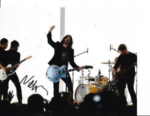 FOO FIGHTERS NATE MENDEL SIGNED WHITE BACKGROUND 8X10  COLLECTIBLE MEMORABILIA