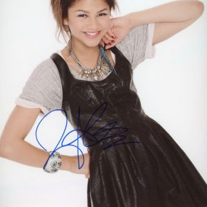 Zendaya AUTOGRAPH Signed 8x10 Photo Collectible Memorabilia