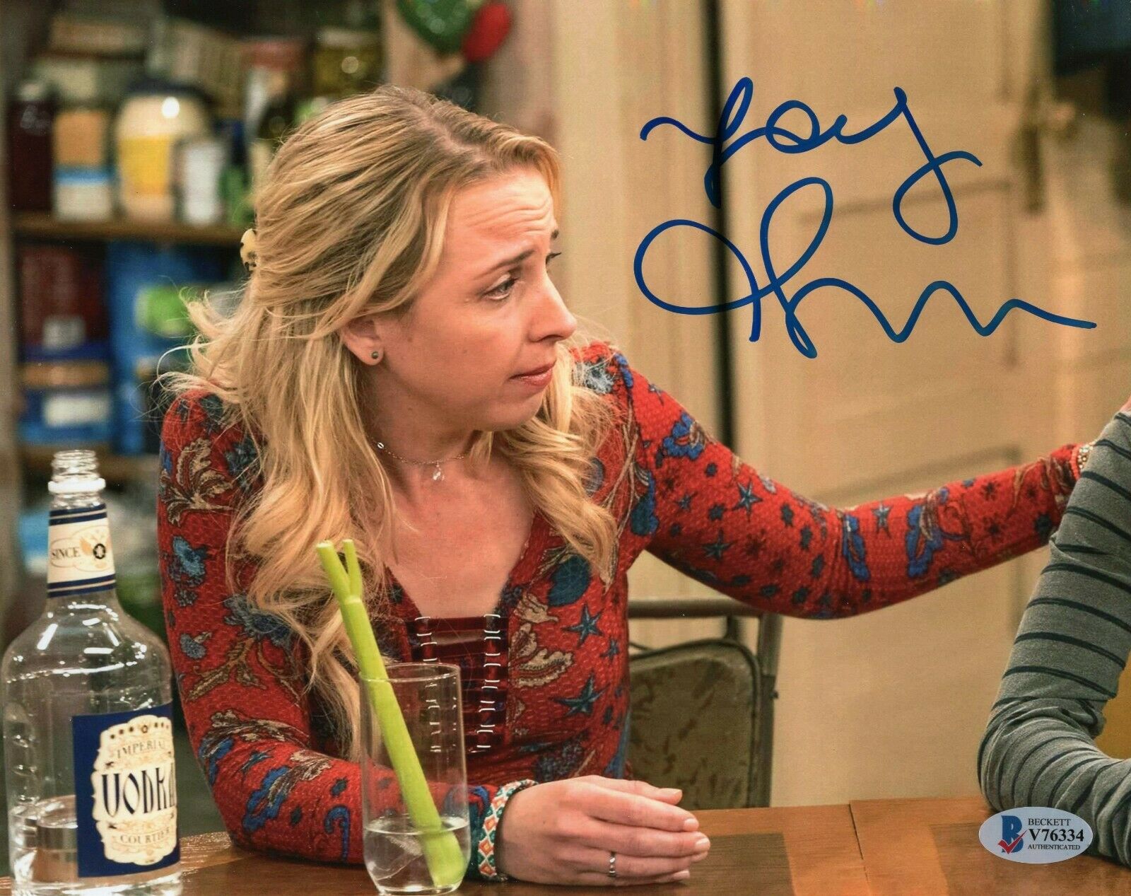 Alicia Lecy Goranson Signed Roseanne The Conners 8x10 Photo w/Beckett ...