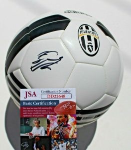 SEBASTIAN GIOVINCO SIGNED JUVENTUS SOCCER BALL W/JSA COA DD22648 TORONTO FC  COLLECTIBLE MEMORABILIA
