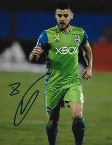 VICTOR RODRIGUEZ SIGNED SEATTLE SOUNDERS 8×10 PHOTO MLS SOCCER AUTOGRAPHED 4  COLLECTIBLE MEMORABILIA