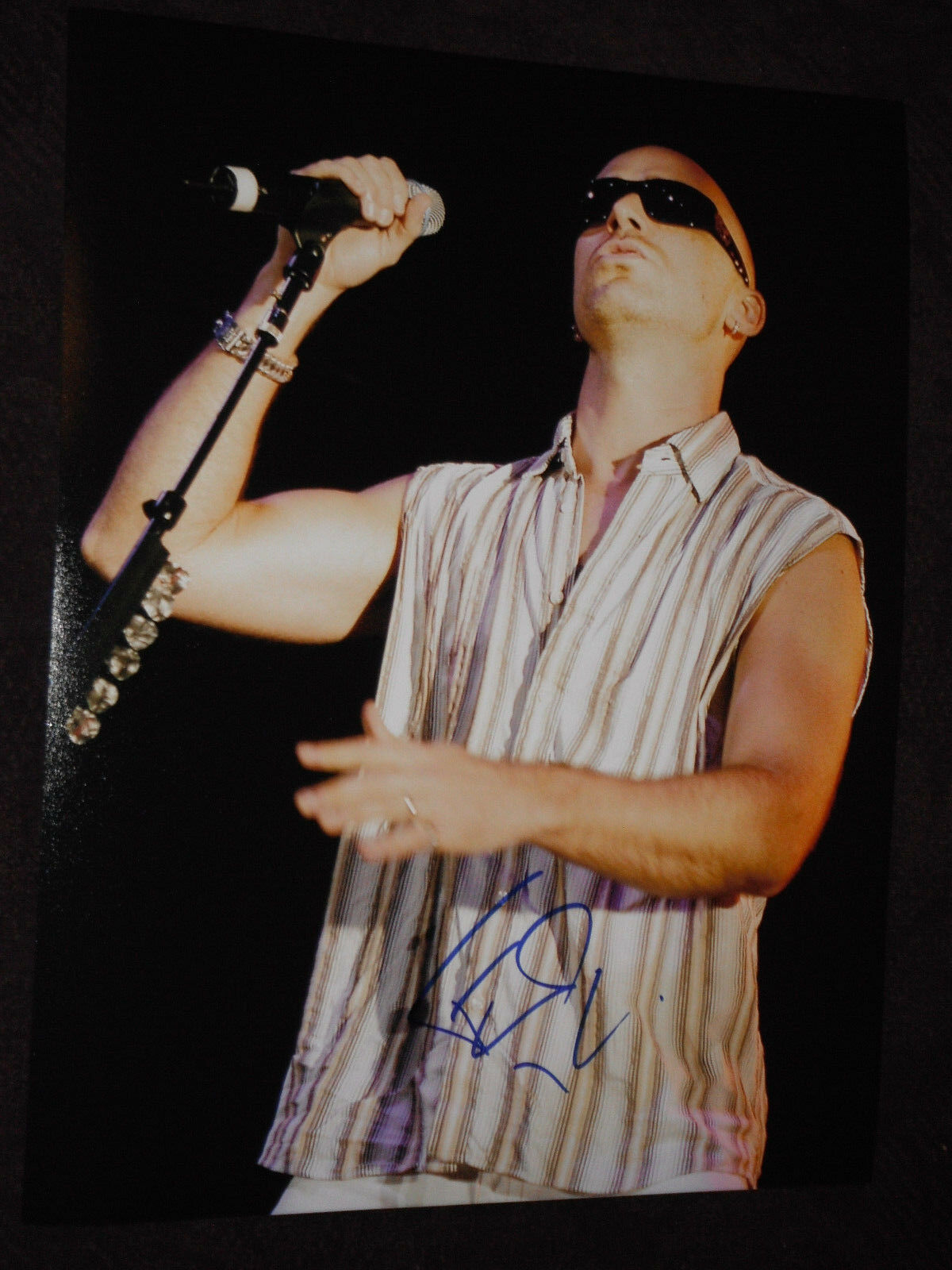 LIVE ED KOWALCZYK SIGNED COOL SHADES 11X14 Collectible Memorabilia