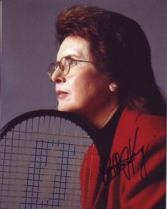 BILLIE JEAN KING SIGNED TENNIS PHOTO W/ HOLOGRAM COA  COLLECTIBLE MEMORABILIA