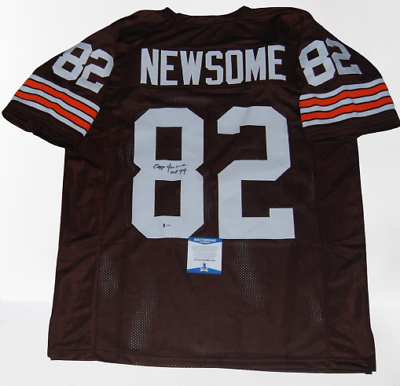 OZZIE NEWSOME SIGNED (CLEVELAND BROWNS) CUSTOM STITCHED FOOTBALL JERSEY BECKETT  COLLECTIBLE MEMORABILIA